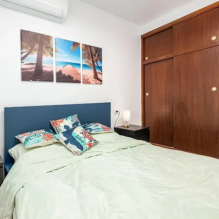 Marinasunbeach Valencia 12b Апартаменты *
